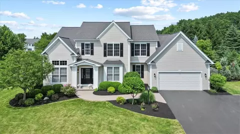 6966 Pelham Rise, Victor, NY 14564