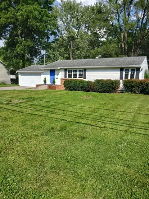 680 Edgewood Ave, Rochester, NY 14618