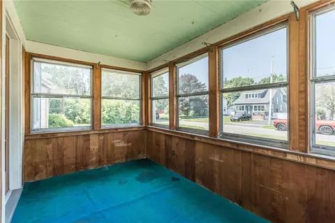 75 Elder St, Gates, NY 14606 photo 4