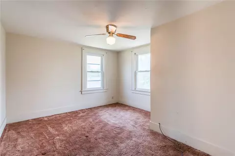75 Elder St, Gates, NY 14606 photo 10