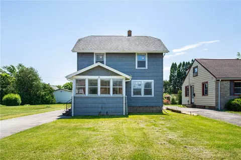 75 Elder St, Gates, NY 14606 photo 2