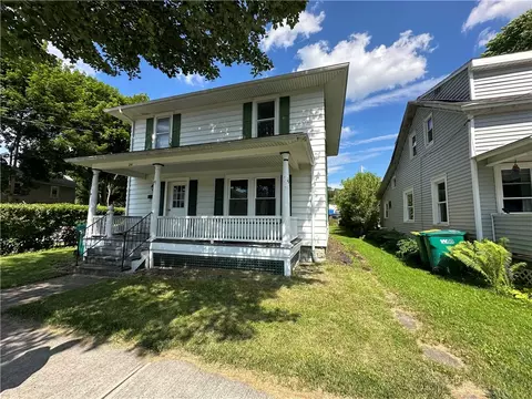 24 Perry Ave, Warsaw, NY 14569
