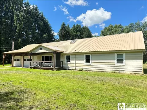 9339 Cabic Rd, Dayton, NY 14041