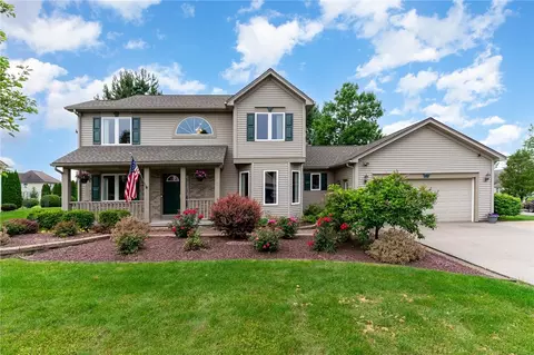 40 Jewelberry Dr, Webster, NY 14580