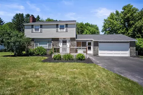 1561 Shoecraft Rd, Penfield, NY 14526