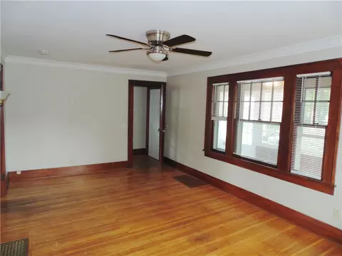 401 Washington Ave, Irondequoit, NY 14617 photo 9
