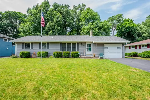 83 Winona Blvd, Irondequoit, NY 14617