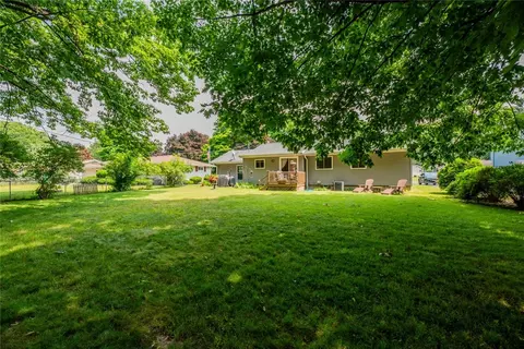 83 Winona Blvd, Irondequoit, NY 14617 photo 18