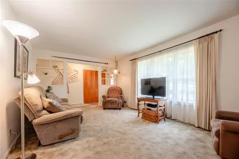 83 Winona Blvd, Irondequoit, NY 14617 photo 4