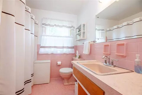 83 Winona Blvd, Irondequoit, NY 14617 photo 5