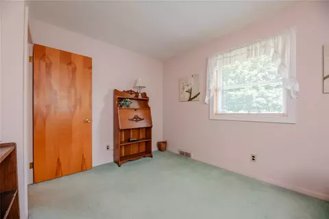 83 Winona Blvd, Irondequoit, NY 14617 photo 12