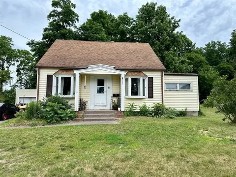2563 Genesee St, Piffard, NY 14533