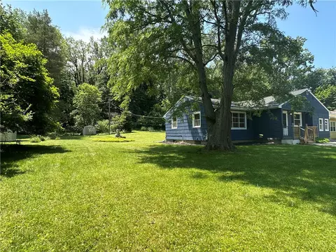283 Eaton Rd, Irondequoit, NY 14617 photo 9