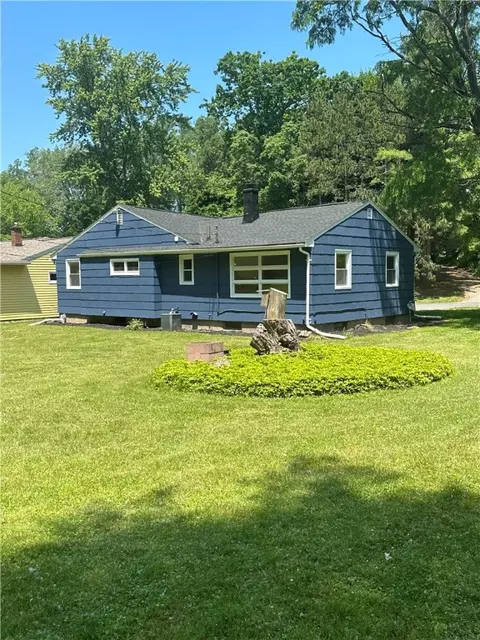 283 Eaton Rd, Irondequoit, NY 14617 photo 6