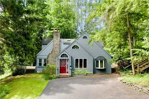 105 West St, Oneonta, NY 13820