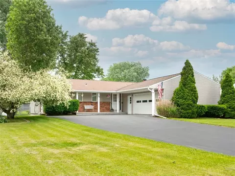 48 Archer Rd, Chili, NY 14624