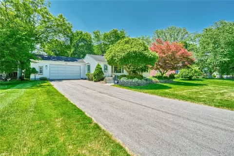 138 Woodland Rd, Pittsford, NY 14534