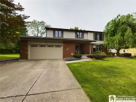 157 Bassett Rd, Amherst, NY 14221