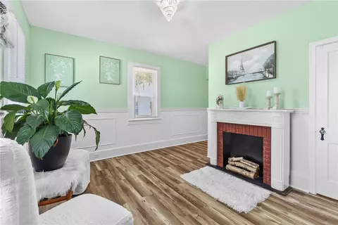 77 Phelps St, Lyons, NY 14489 photo 5