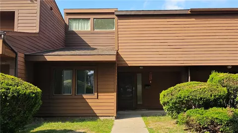 638 Village Blvd N, Van Buren, NY 13027