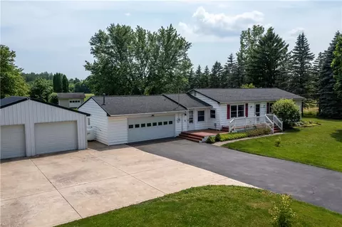5531 Cdga-farm Tl Rd, Canandaigua, NY 14424