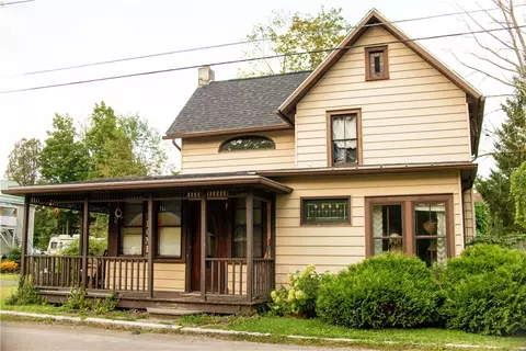 3 Water St, Windsor, NY 13865