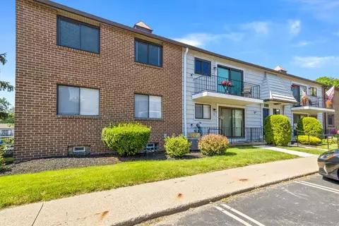 14 High Gate #7, Perinton, NY 14450
