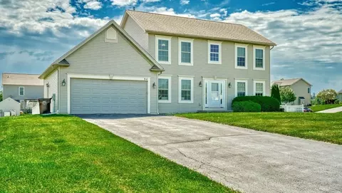 94 Jacinth Dr, Hilton, NY 14468