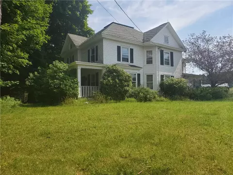 7113 Gulick Rd, South Bristol, NY 14512