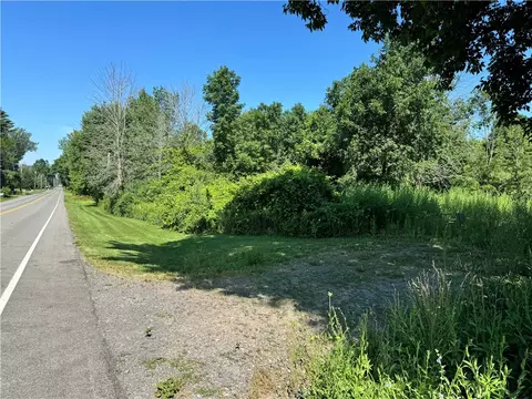 743 Whittier Rd, Ogden, NY 14559