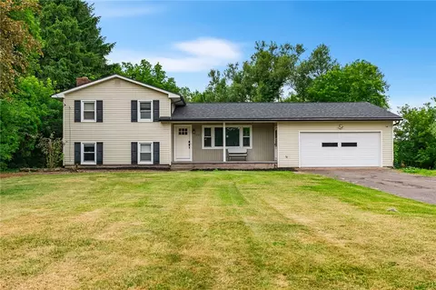 7639 W Ridge Rd, Brockport, NY 14420