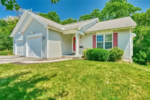 469 High Street Ext, Perinton, NY 14450