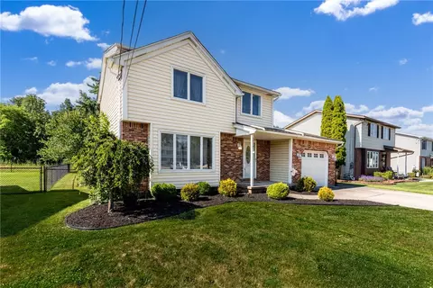 1717 Como Park Blvd, Depew, NY 14043
