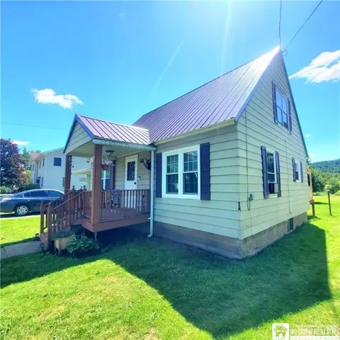 121 Main St, Eldred, PA 16731 photo 3