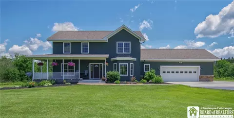 3652 W Oak Hill Rd, Ellicott, NY 14701