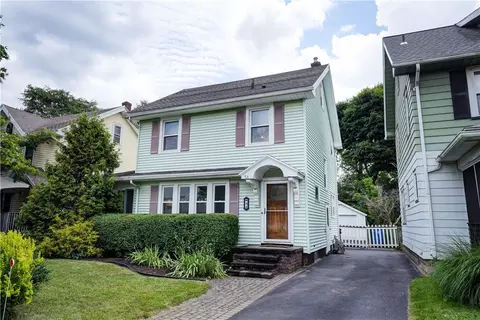 54 Yarmouth Rd, Rochester, NY 14610