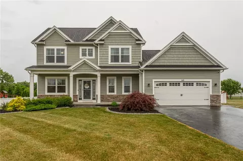 148 Fallwood Ter, Parma, NY 14468
