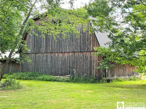 10567 Chestnut Rd, Dunkirk, NY 14048 photo 26