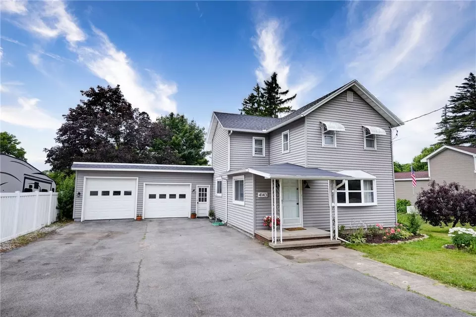 4143 N Main St, North Rose, NY 14516 47 Photos Movoto