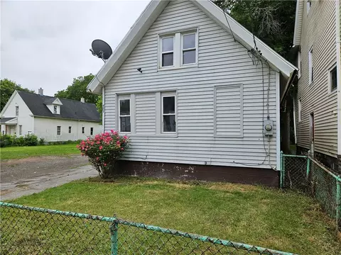 583 Child St, Rochester, NY 14606