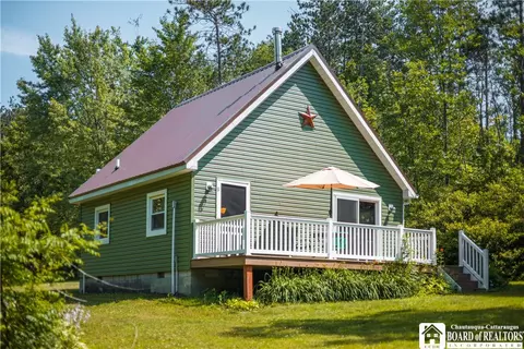 4724 Luce Rd, Ellery, NY 14712
