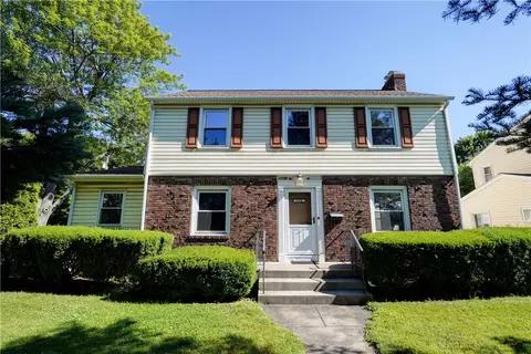 1176 Elmwood Ave, Rochester, NY 14620