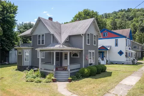 409 W South St, Montour, NY 14865
