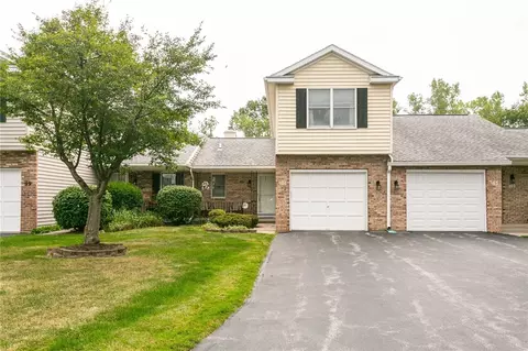 101 Flower Dale Dr, Greece, NY 14626