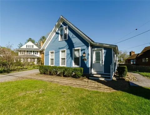 3234 Saint Paul Blvd, Irondequoit, NY 14617