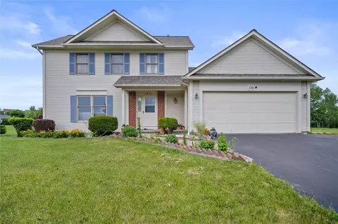 138 Chelsea Meadows Dr, West Henrietta, NY 14586