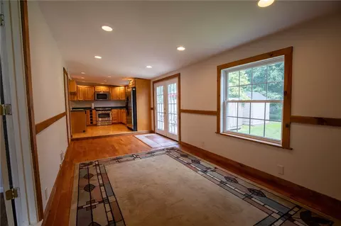 832 Dewitt Rd, Webster, NY 14580 photo 11