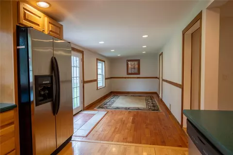 832 Dewitt Rd, Webster, NY 14580 photo 9