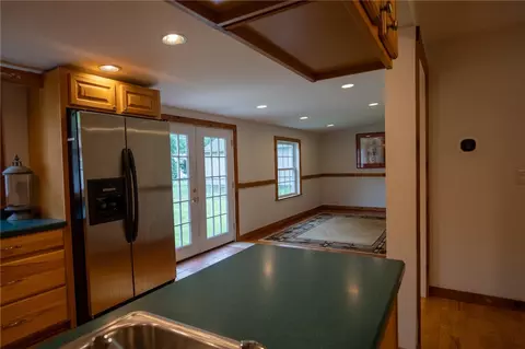 832 Dewitt Rd, Webster, NY 14580 photo 8