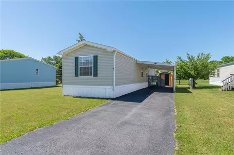 1021 Waterloo Geneva Rd #81, Waterloo, NY 13165